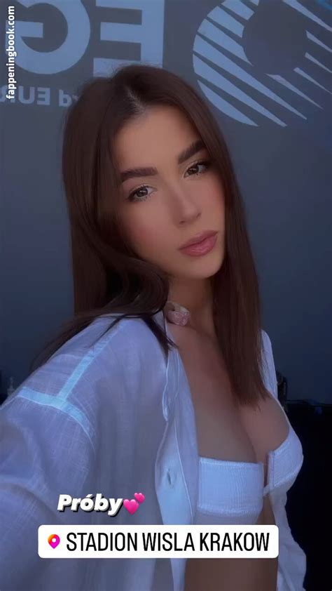 Roksana Węgiel Nude The Fappening Photo FappeningBook