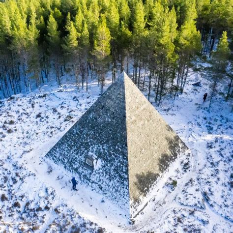 Prince Albert S Cairn The Great Pyramid Of Scotland Have You Been To