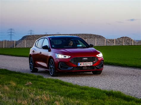 Ford Focus St X Testbericht Autoguru At