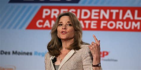 Who Is Marianne Williamson S Husband New Details On The Presidential Candidate S Marital Status