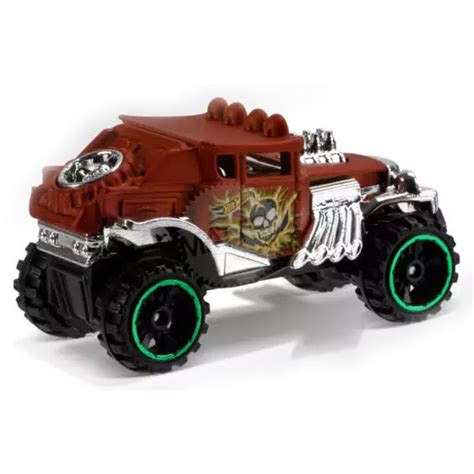 Модель автомобиля Baja Bone Shaker Оранжевая Бурая HW Daredevils Hot Wheels DTY