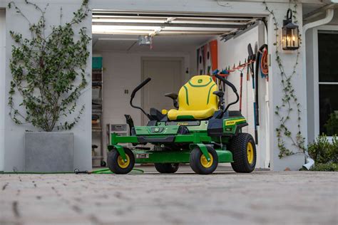 john deere electric  turn mower