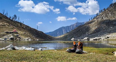 Kareri Lake Trek Through The Heart Of Dhauladhar Tripping India