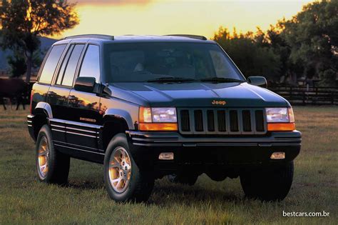 This First Year Jeep Grand Cherokee Is A S Time Warp Off