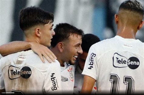 Corinthians Atropela Crb E Se Garante Nas Quartas Da Copinha Ogol Br