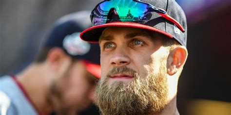 Bryce Harper's Contract Has 2 Details to Lure Stars to Phillies ...