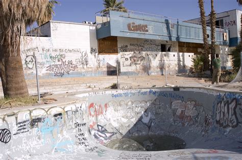 The remains of the Salton Sea vacation resorts and beaches, California ...