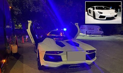 Owner Of 400 000 Lamborghini Aventador Walks Home In Tears When