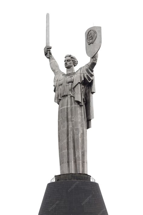 Киев, украина - март 2019 г .: памятник родина-мать, также известный ...