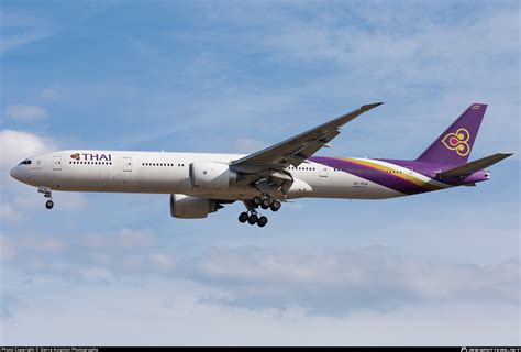 HS TKW Thai Airways Boeing 777 3D7ER Photo By Sierra Aviation