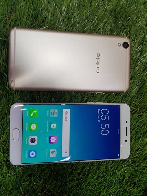 Unboxing Oppo F1 Plus: Smartphone Selfie Expert