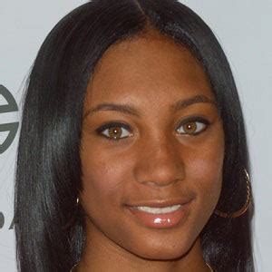 Mo'ne Davis - Age, Family, Bio | Famous Birthdays