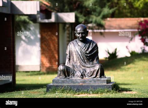 Mahatma Gandhi Bronze Statue Sabarmati Ashram And Museum Gandhi