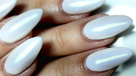 Unhas holográficas 21 ideias lindas para sair à noite