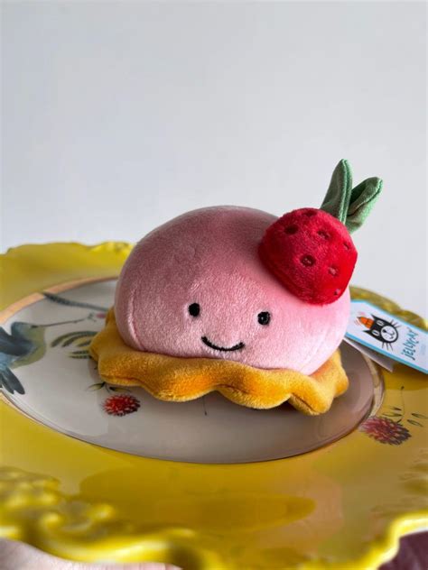 Authentic Jellycat Pretty Patisserie Dome Framboise Strawberry Mousse 5cm X 10cm Hobbies