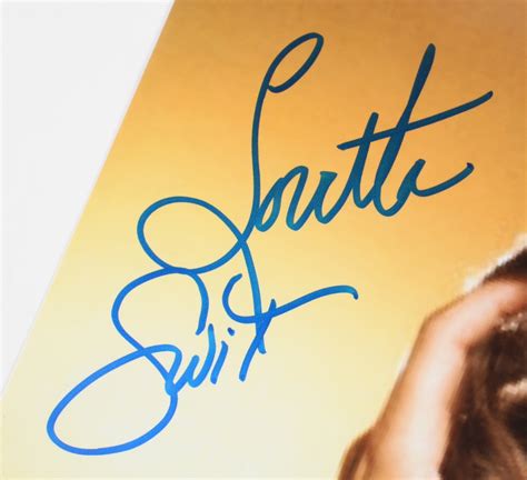 Loretta Swit Signed 11x14 Photo Autographcoa Pristine Auction