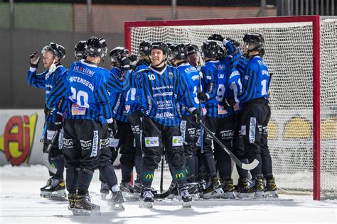 IK Sirius Bandy Sirius Vinner Galaxderbyt Borta Mot Tellus