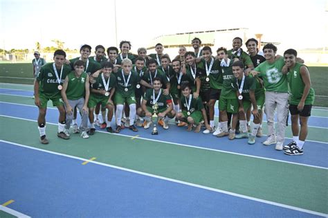 Los Tarzanes De La Upr De Mayag Ez Ganan El Tercer Lugar Del F Tbol