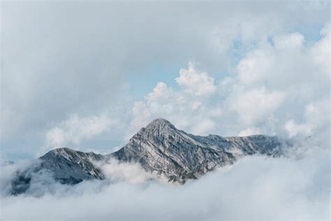 Clouds And Mountains Images – Browse 10,583,454 Stock Photos, Vectors ...