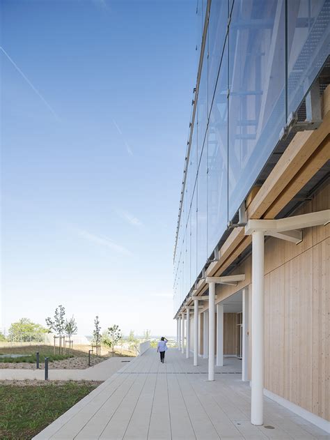 Caisse dépargnes Head office in Dijon by GRAAM Architecture 谷德设计网