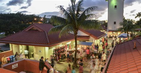 Chamorro Village expands night market to Friday nights