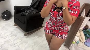 Sirvienta Voluptuosa Seduciendo Con Su Belleza Al Cambiarse XVIDEOS