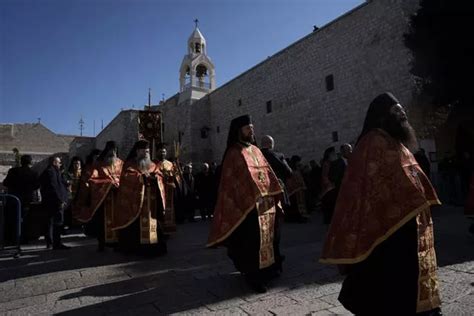 In Pictures Orthodox Churches Begin Christmas Celebrations