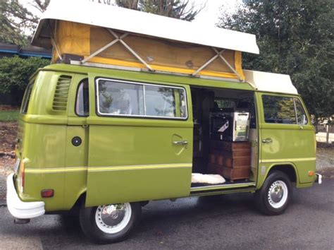 1976 Riviera Camper Bus VW Van POP TOP Type2 Bay Window Westfalia Video