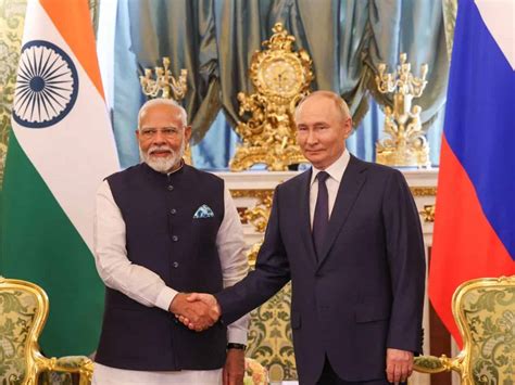 Putin Thanks PM Modi For Trying To Help Resolve Ukraine Crisis