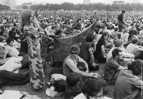 Peace Love And Freedom Pictures Of Hippie Fashions From The Late