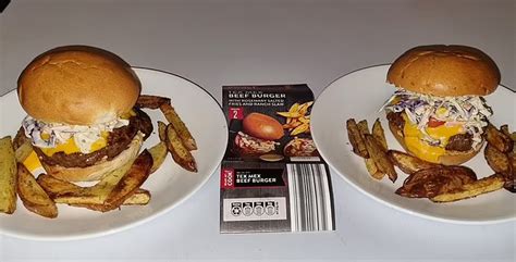 Shoppers rave over ALDI’s new $10 burgers and chips meal kit — "They ...