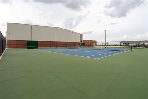 Tennis Courts | SGCCC