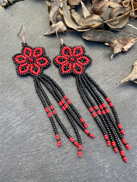 Matte Red Black Floral Earring Huichol Earrings Beaded Etsy