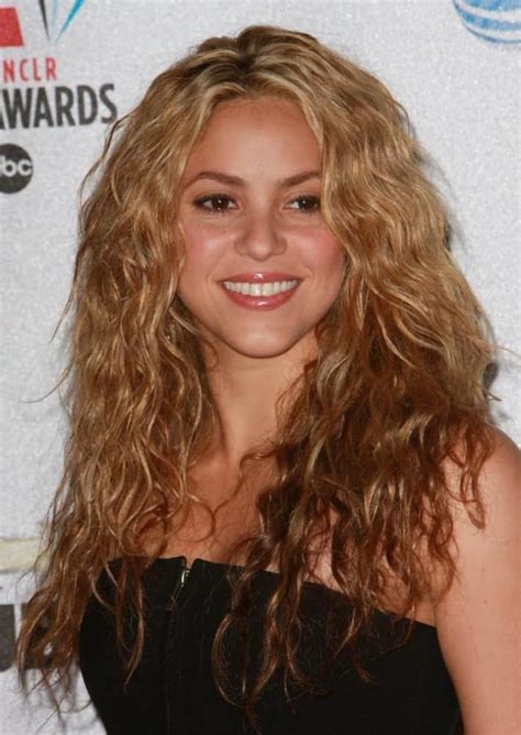 Ask A Hairstylist The Best Hairstyles For Curly Blonde Hair Long
