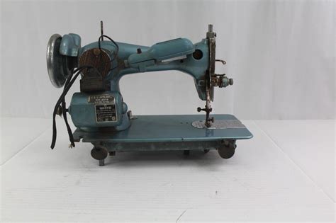 30 Deluxe Zig Zag Sewing Machine Gryffyddniami