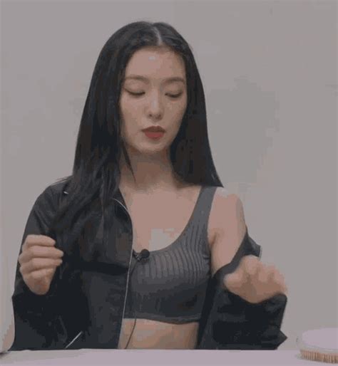 Irene Red Velvet GIF - Irene Red Velvet - Discover & Share GIFs