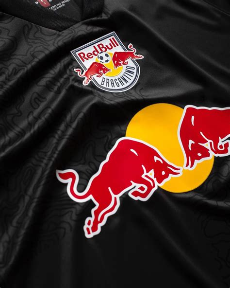 Red Bull Bragantino Apresenta Novo Uniforme Para Temporada