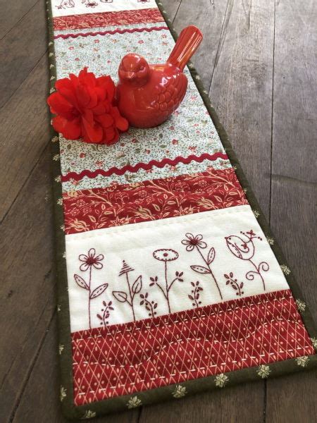 Gail Pan A Summer Guest Table Runner Pattern