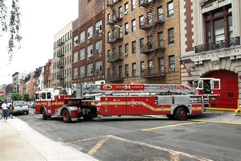 E084l FDNY Ladder 34, Washington Heights, New York City | Flickr