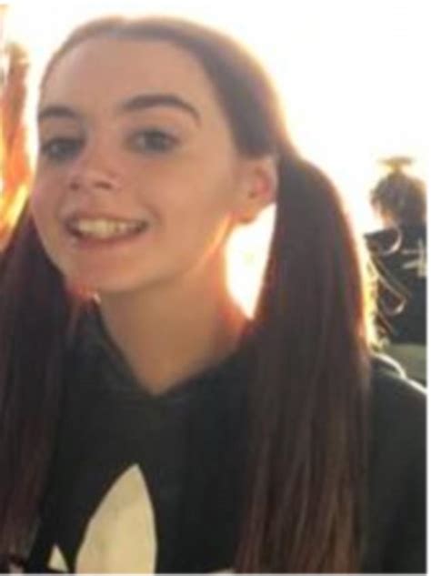 Desperate Search For Girl 14 Who Vanished In Melbourne More Than A Week Ago Daily Mail Online