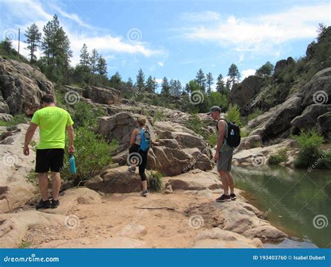 People Hiking in Payson, Arizona Near Ellison Creek Editorial Image ...