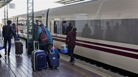 El Alvia a Madrid y los nuevos trenes del eje atlántico apenas se verán