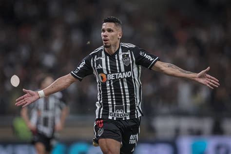 Escala O Do Atl Tico Mg Time D Vidas E Desfalques Contra O Corinthians