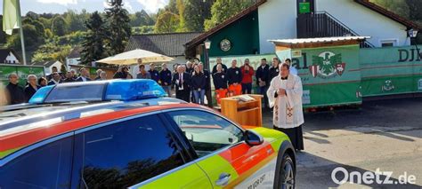 Helfer Vor Ort In Ammerthal Bekommen Neues Einsatzfahrzeug Onetz