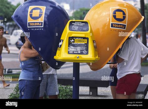Telefone De Rio De Janeiro - Public Phones Rio de Janeiro Brazil Stock Photo - Alamy