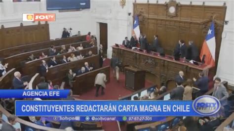 Constituyentes En Chile Redactan Histórica Carta Magna