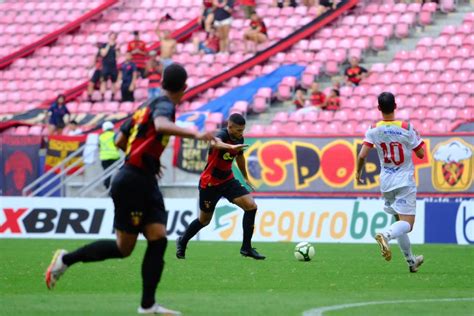 Sem Sustos Sport Vence O Petrolina Na Estreia Do Campeonato