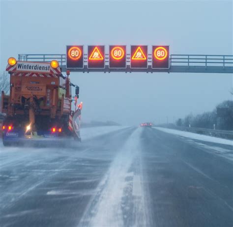 Verkehr Schnee und Glätte sorgen für Unfälle im Norden WELT