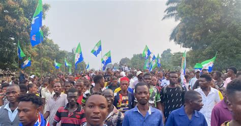 Rdc Adolphe Muzito Parade Triomphalement Idiofa