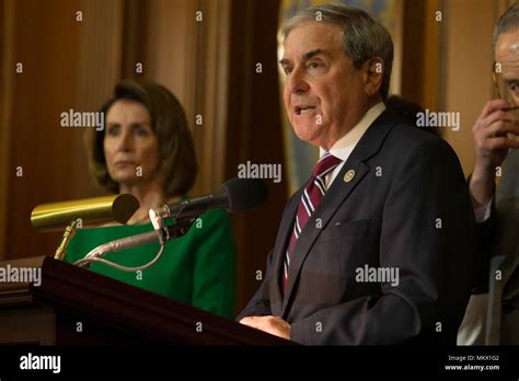 Congressman John Yarmuth Hi Res Stock Photography And Images Alamy